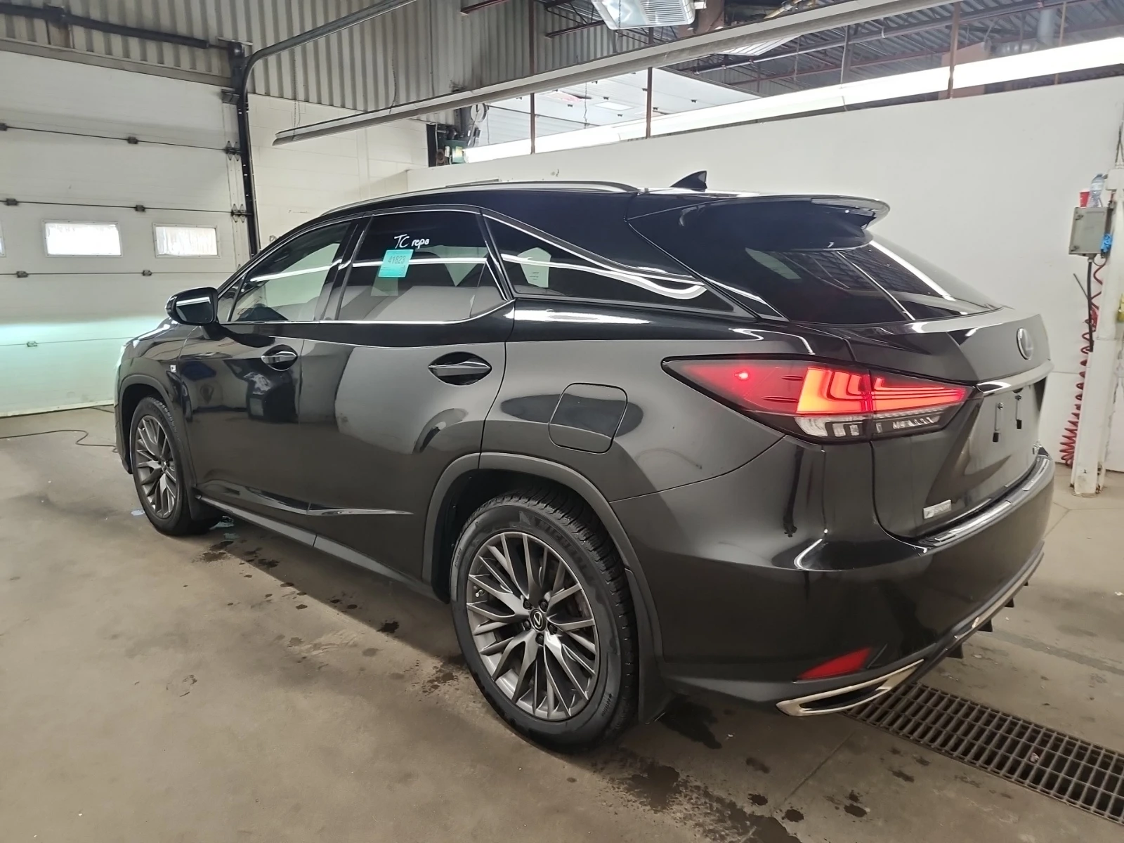Lexus RX 350 * * CARFAX * * АВТО КРЕДИТ * * , снимка 4 - Автомобили и джипове - 54178461