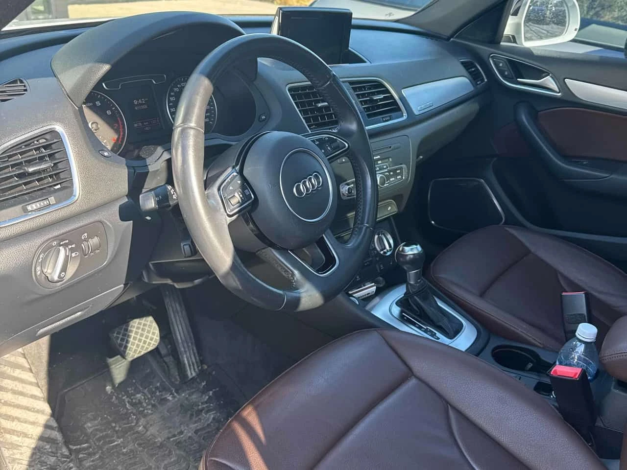 Audi Q3 TECHNIK QUATTRO* S LINE* LED* КАФЯВ САЛОН* ПАНОРАМ, снимка 7 - Автомобили и джипове - 54184426