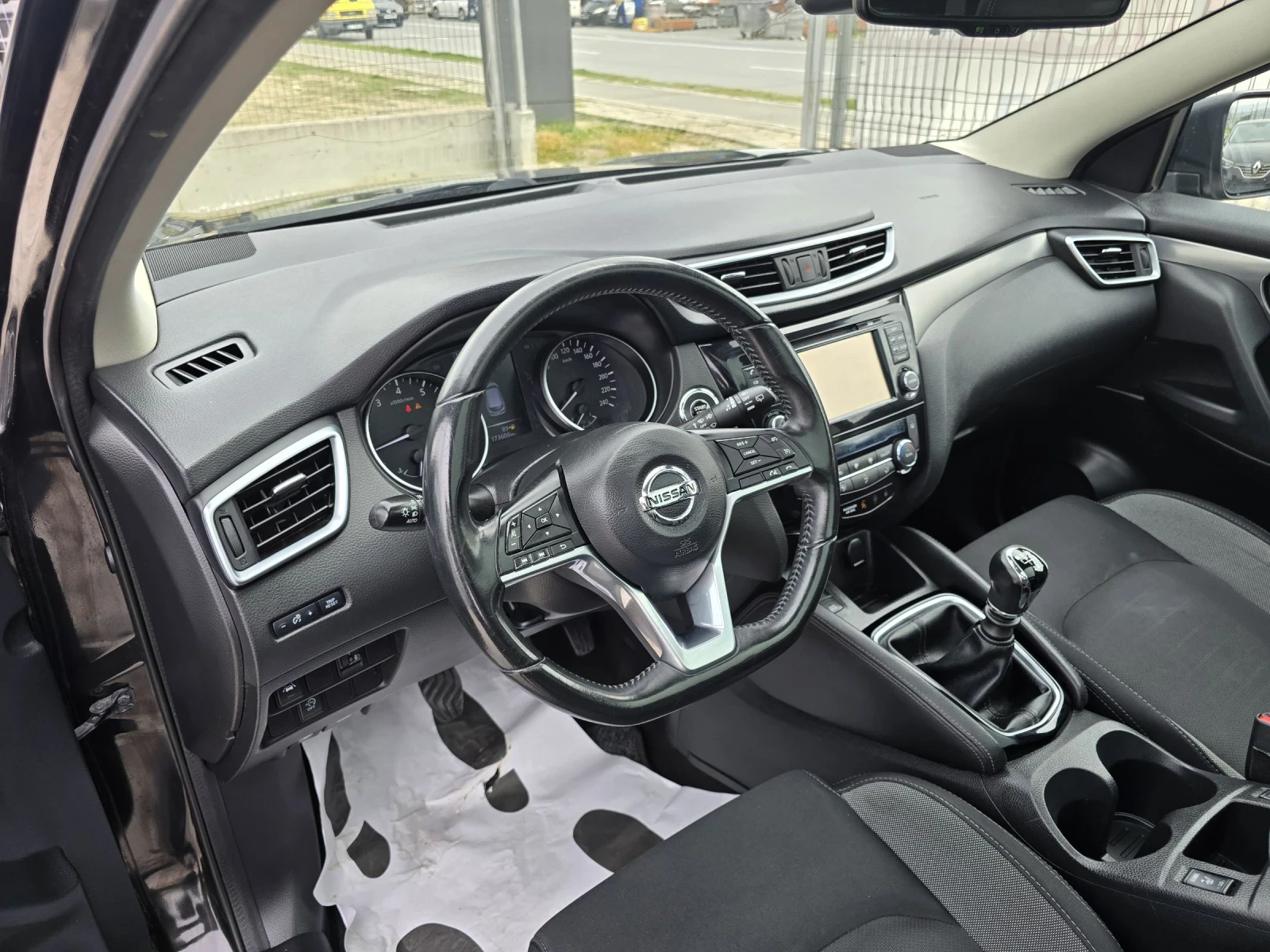 Nissan Qashqai 1.2 Benzin 360 Kamera Panorama | Mobile.bg � ����������� 8