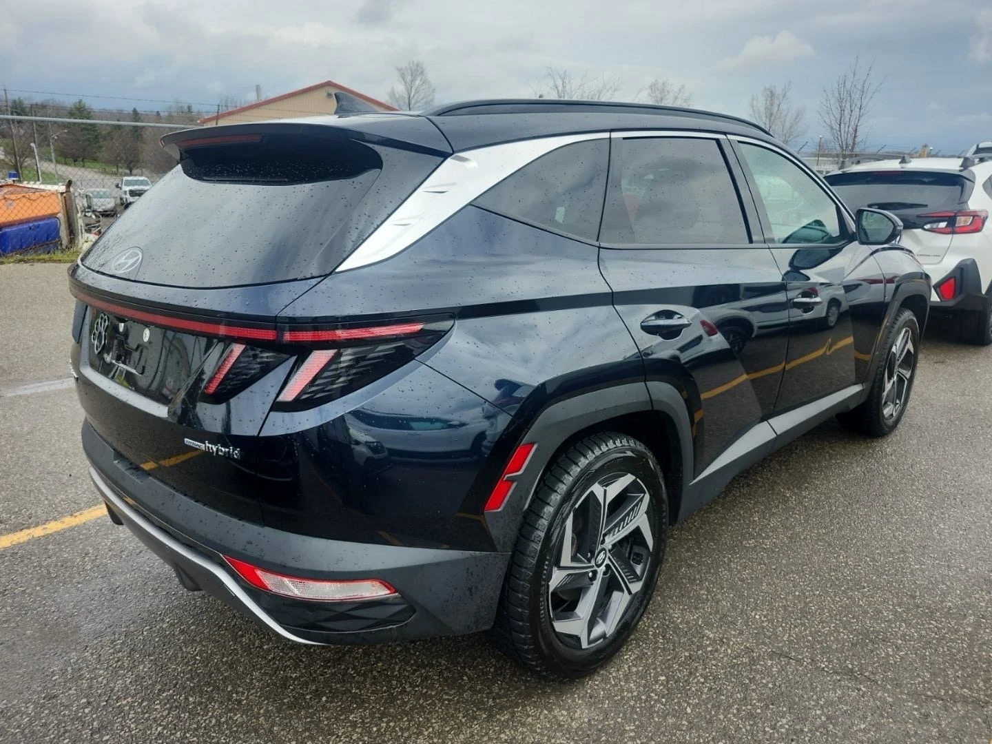 Hyundai Tucson  Luxury | ВЕНТИЛАЦИЯ | DISTRONIC | KEYLESS , снимка 3 - Автомобили и джипове - 54231640