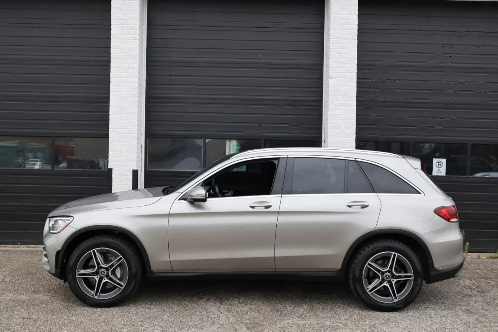 Mercedes-Benz GLC 300 AMG* 4M* �����* ��������* �������* 360* Blind spot | Mobile.bg � ����������� 2