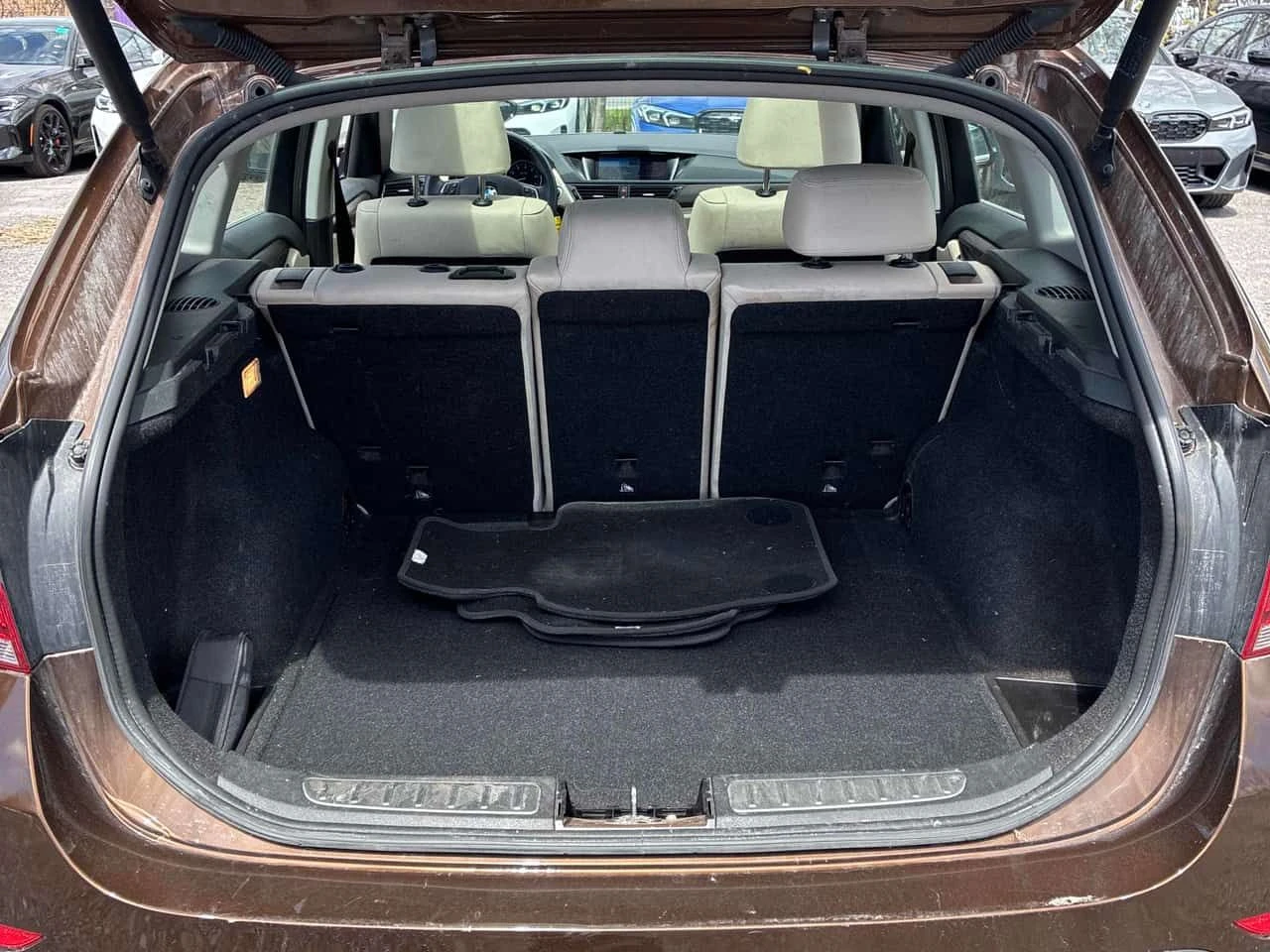 BMW X1 * xDrive28i * АВТОКРЕДИТ БЕЗ ПЪРВОНАЧАЛНА ВНОСКА* , снимка 16 - Автомобили и джипове - 54591996