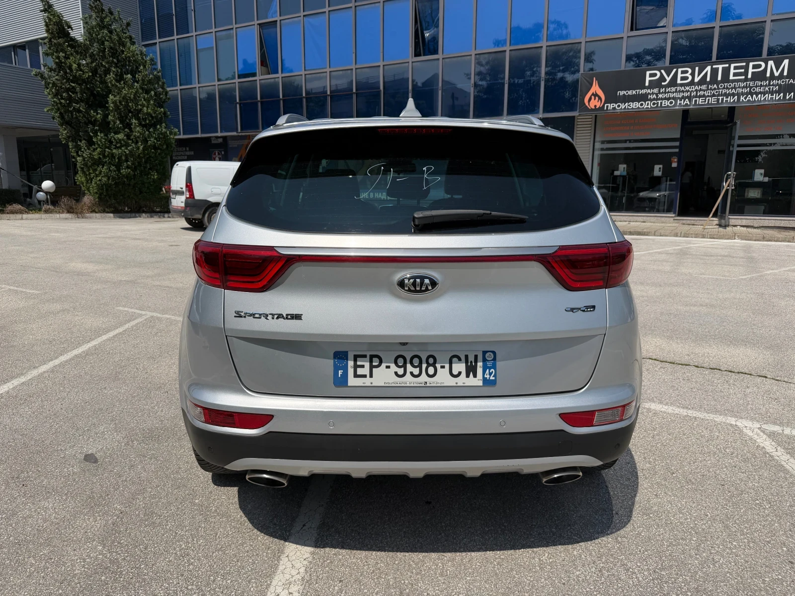 Kia Sportage AWD| GT Line | НАВИ | КАМЕРА | КОЖА | KEYLESS | , снимка 5 - Автомобили и джипове - 54613037