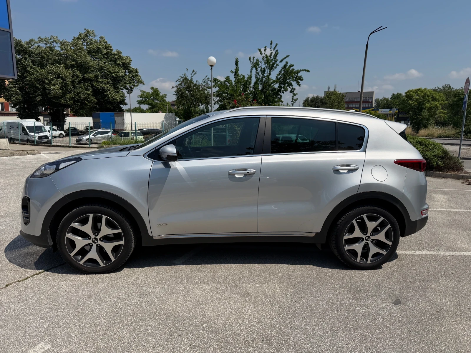Kia Sportage AWD| GT Line | НАВИ | КАМЕРА | КОЖА | KEYLESS | , снимка 7 - Автомобили и джипове - 54613037