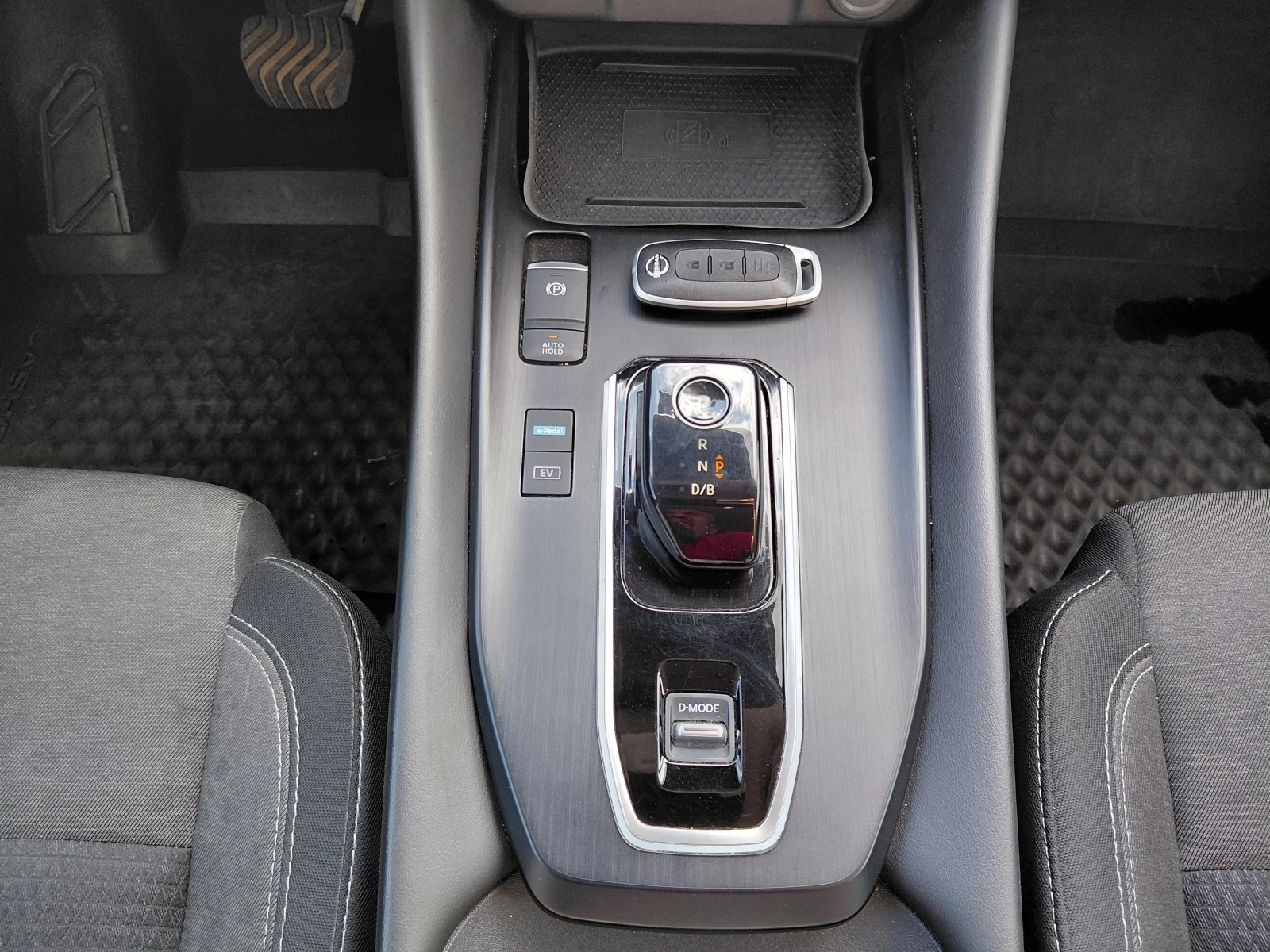 Nissan Qashqai 1.5 E-Power/158к.с / N-Connecta, снимка 11 - Автомобили и джипове - 55273426