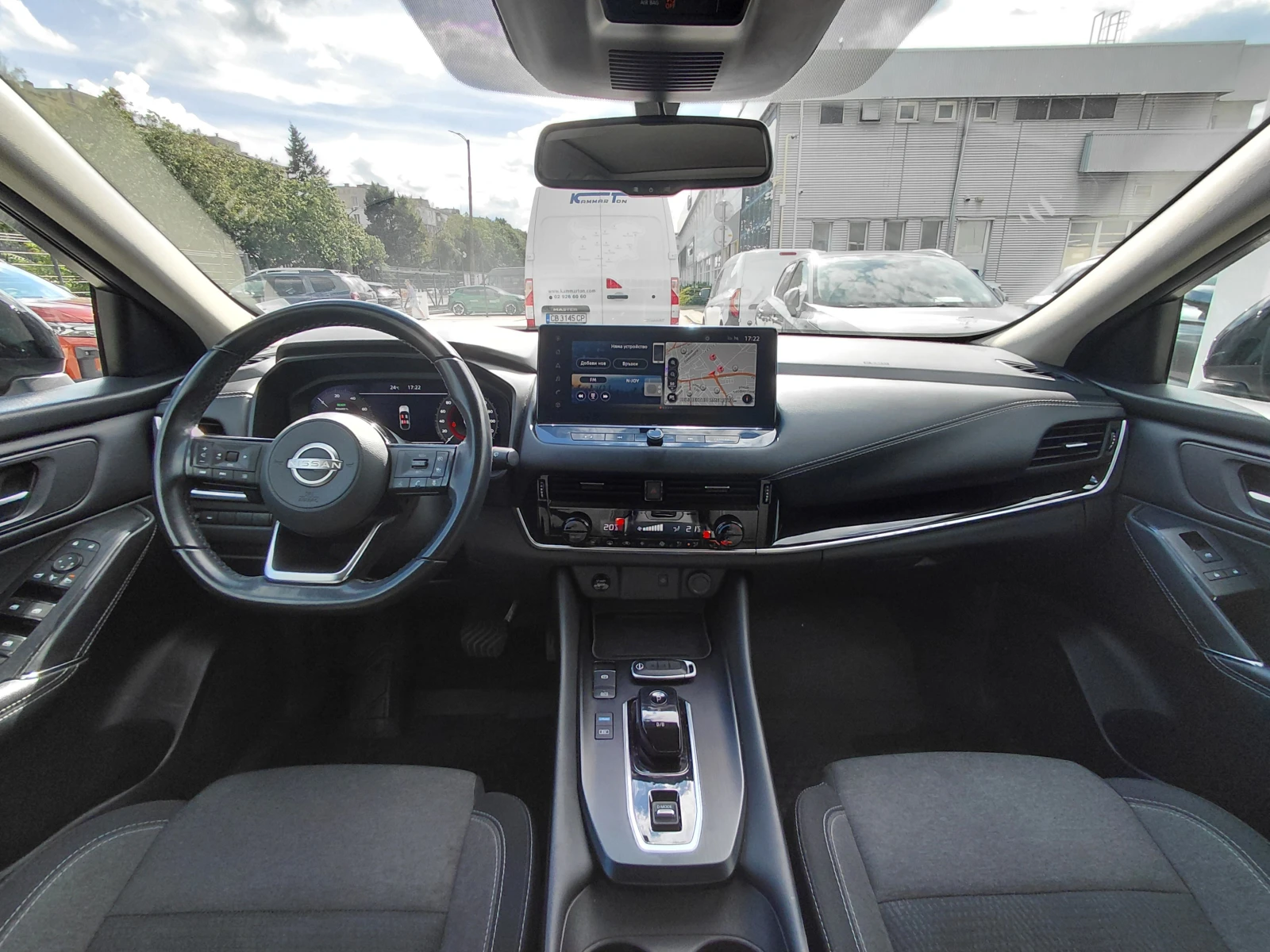 Nissan Qashqai 1.5 E-Power/158к.с / N-Connecta, снимка 8 - Автомобили и джипове - 55273426