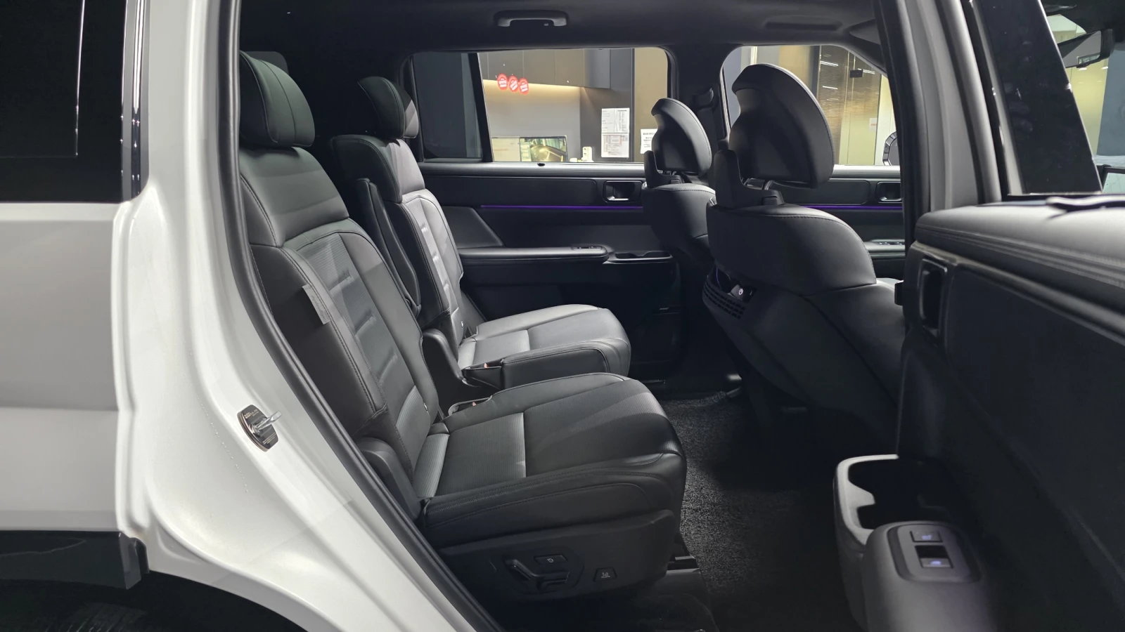 Hyundai Santa fe 2024* CALLIGRAPHY* BOSE* �����* �����* 360* DIS* F | Mobile.bg � ����������� 16