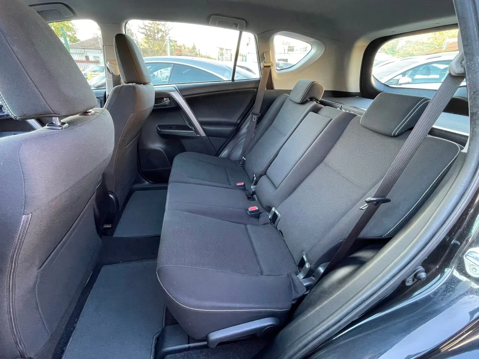 Toyota Rav4 2.0i* AWD* VVT-i, снимка 12 - Автомобили и джипове - 55574740