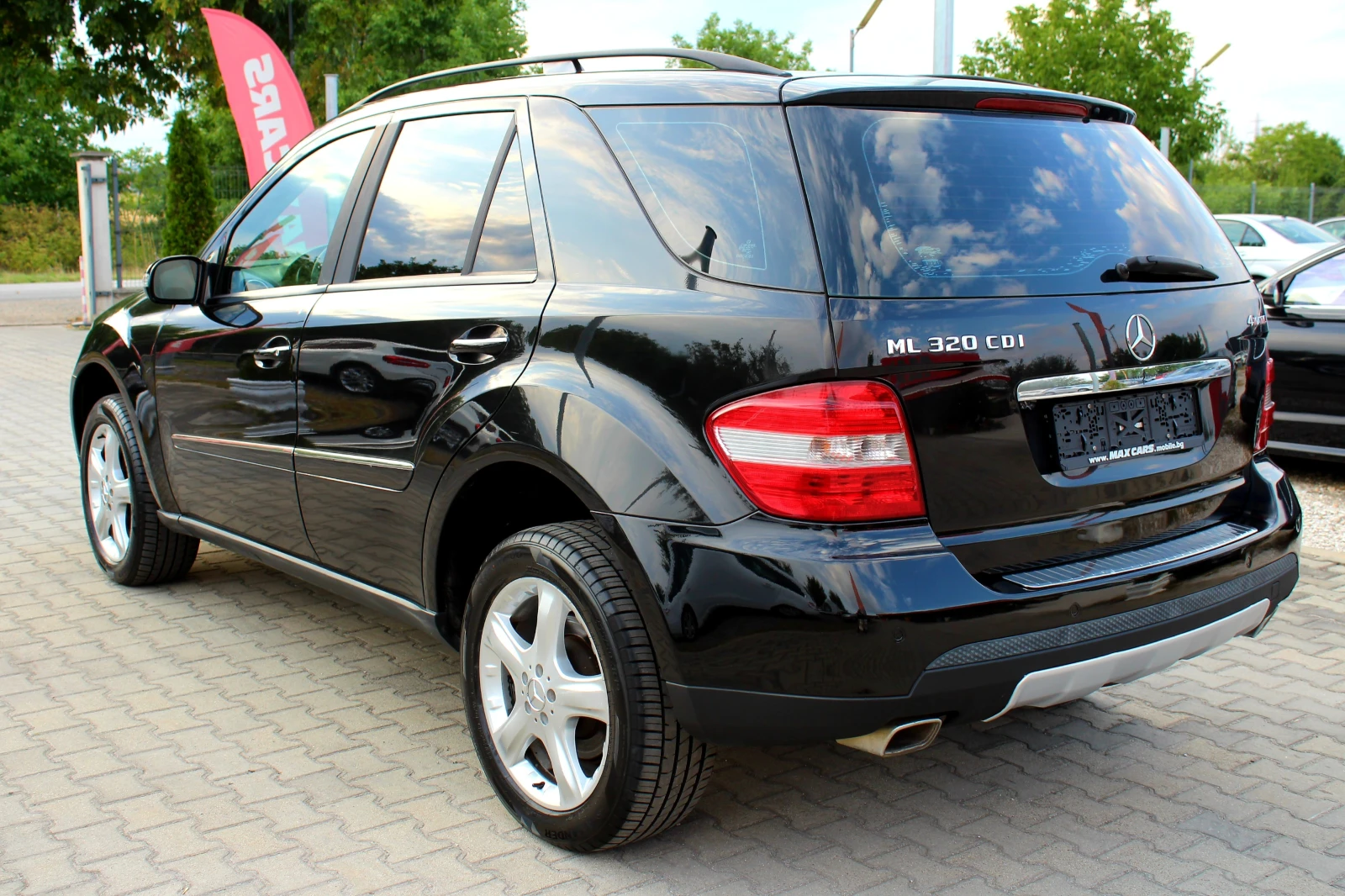 Mercedes-Benz ML 320 CDI НА ПРУЖИНИ/ЧИСТО НОВИ ГУМИ/СОБСТВЕН ЛИЗИНГ, снимка 5 - Автомобили и джипове - 55658411