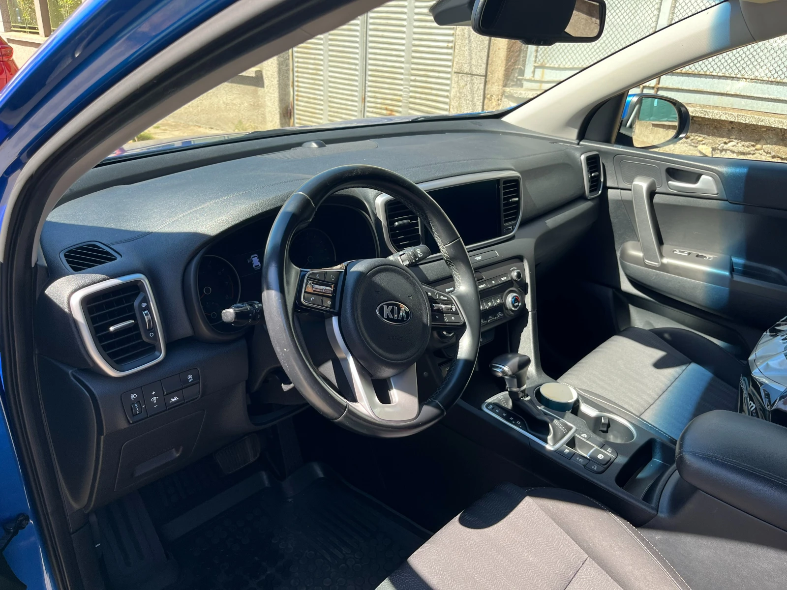 Kia Sportage, снимка 6 - Автомобили и джипове - 55959481