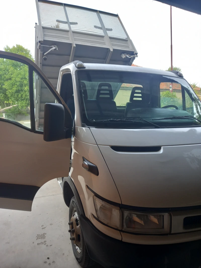 Iveco Daily ТРИСТРАНЕН САМОСВАЛ , снимка 11 - Бусове и автобуси - 47305435