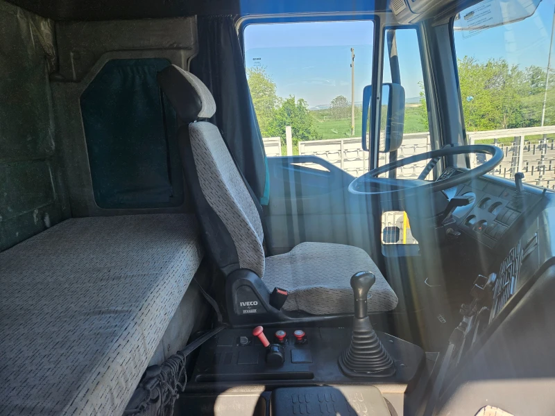 Iveco EuroStar Самосвал с кран, снимка 9 - Камиони - 48257378