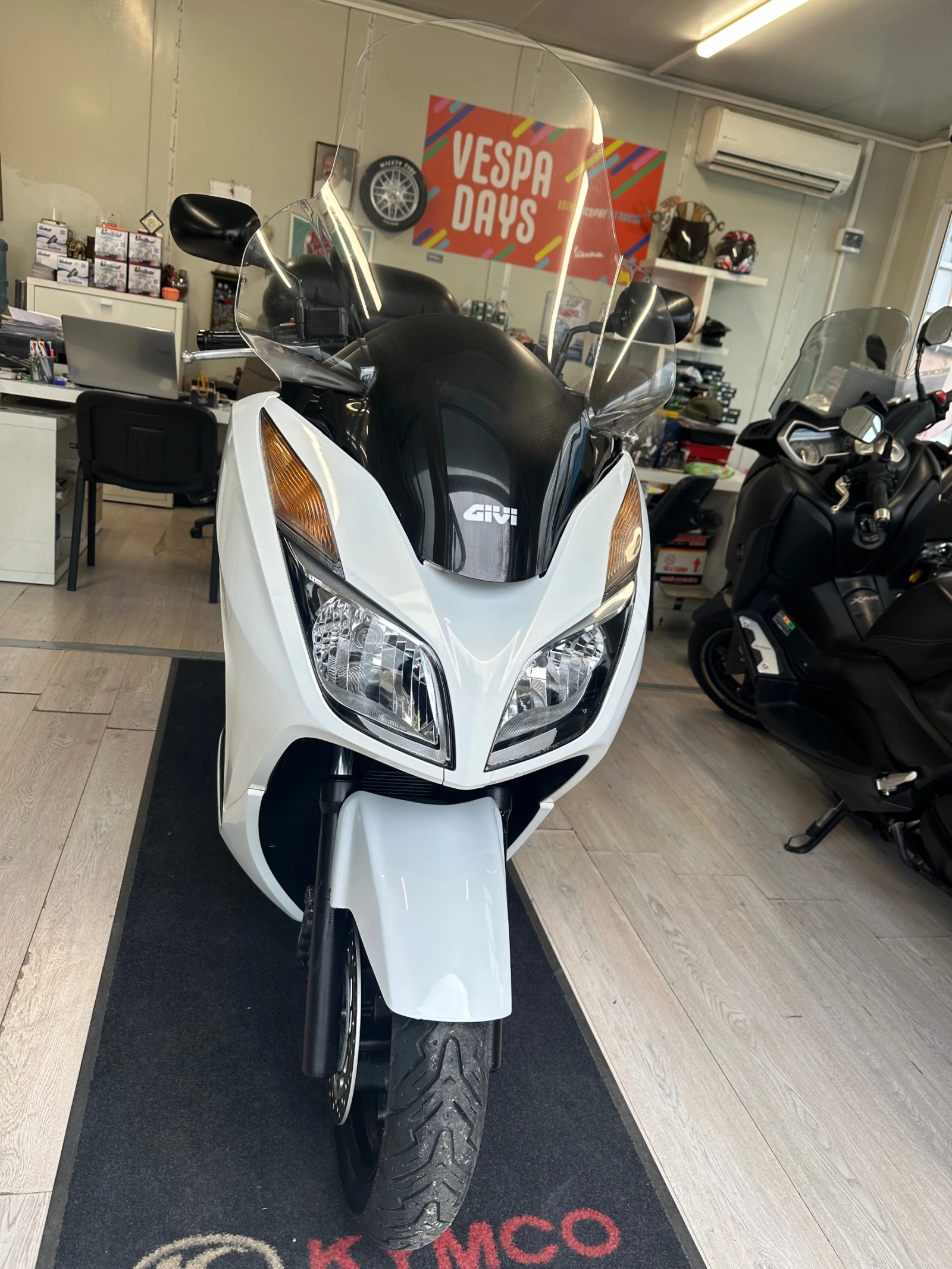 Honda Forza 300i ABS регистриран, снимка 14 - Мотоциклети и мототехника - 53904464