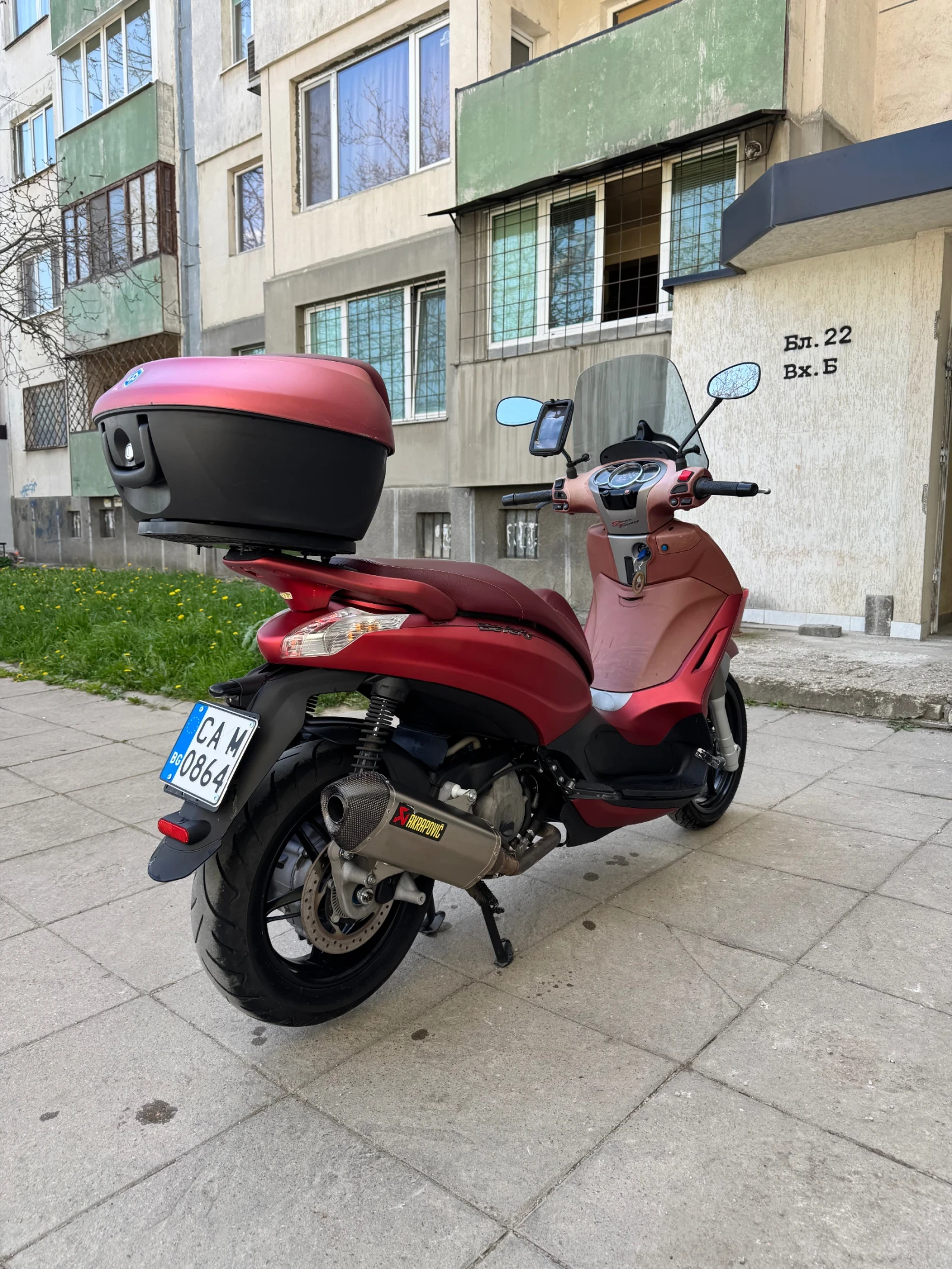 Piaggio Beverly 350i Sport ASR 1 ви Собственик 20 000км! , снимка 8 - Мотоциклети и мототехника - 54732908