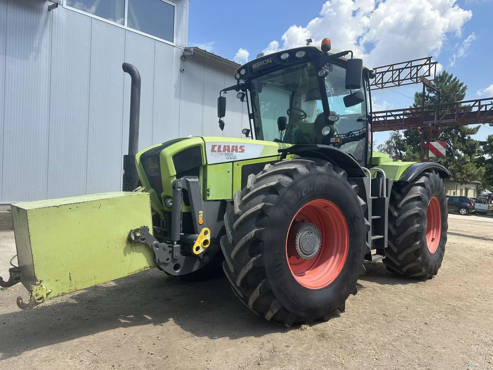 Трактор Claas Xerion 3300
