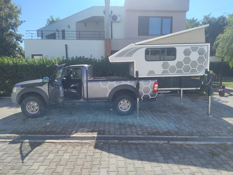 Кемпер Ford, снимка 9 - Каравани и кемпери - 51947736