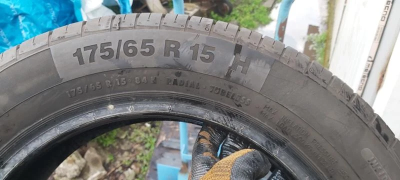 Гуми Летни 175/65R15, снимка 5 - Гуми и джанти - 32787353