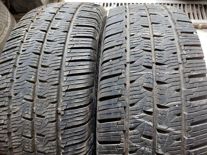 Гуми Всесезонни 235/65R16, снимка 1 - Гуми и джанти - 36802434