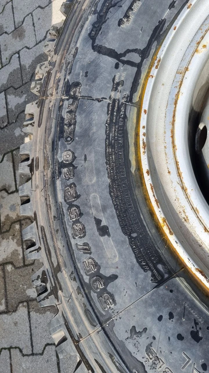 Гуми с джанти Michelin 395/85R20, снимка 4 - Гуми и джанти - 47533919