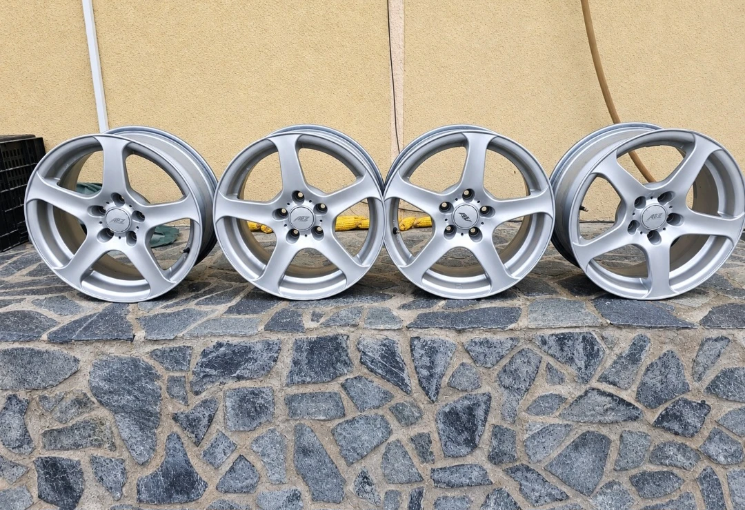 Гуми с джанти Atturo 205/55R16