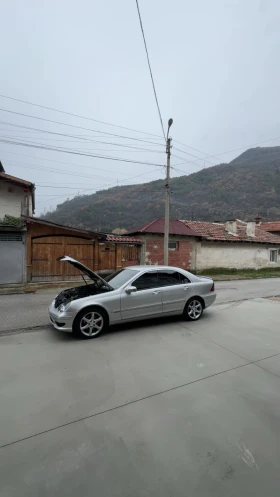Mercedes-Benz C 220 2.2 150к.с., снимка 8