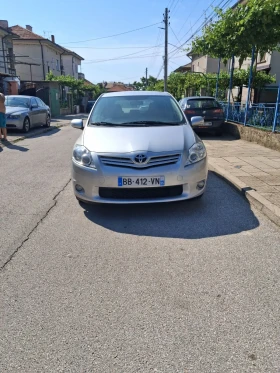 Toyota Auris 2.0D4D ШЕСТ СКОРОСТИ, снимка 2