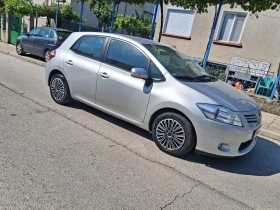 Toyota Auris 2.0D4D ШЕСТ СКОРОСТИ, снимка 4