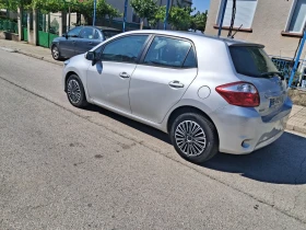 Toyota Auris 2.0D4D ШЕСТ СКОРОСТИ, снимка 9