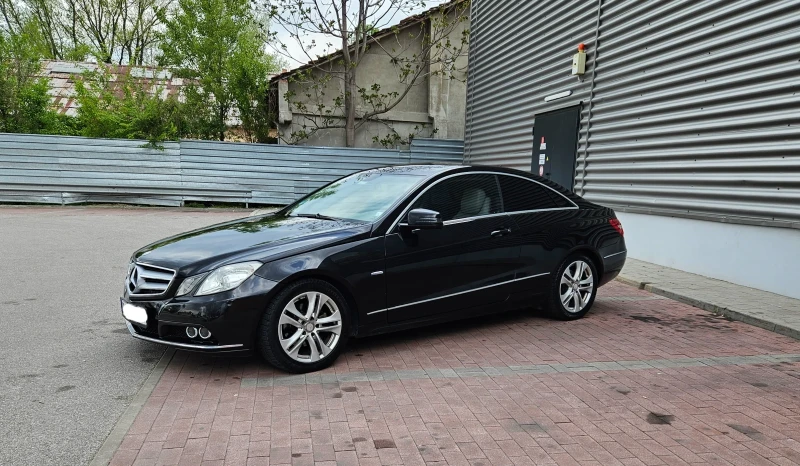 Mercedes-Benz E 220 CDI BLUEEFFICIENCY , снимка 3 - Автомобили и джипове - 48118234