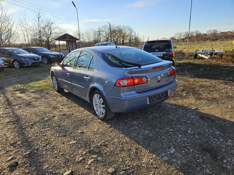 Renault Laguna 2.0i 16V , снимка 4 - Автомобили и джипове - 48434376