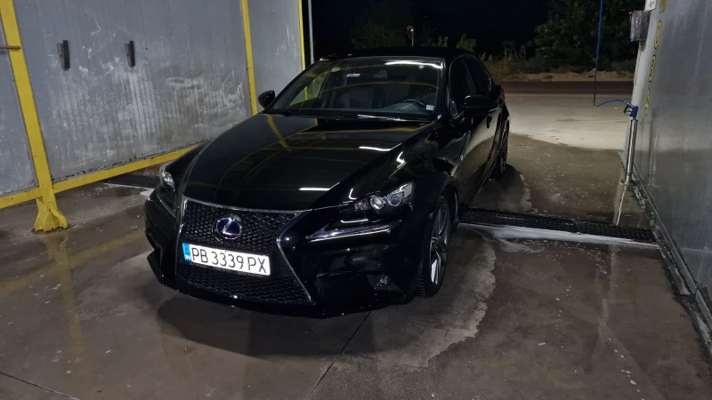 Lexus IS 300 300Н  F-SPORT PREMIUM, снимка 15 - Автомобили и джипове - 48912151