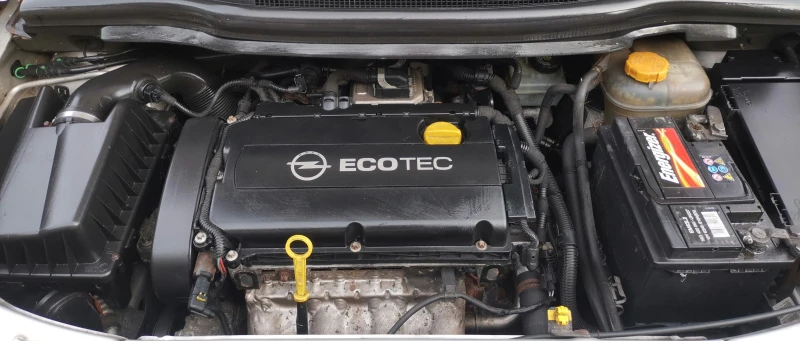 Opel Zafira 1.6i ECO flex, снимка 7 - Автомобили и джипове - 52558826