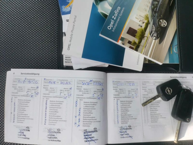 Opel Zafira 1.6i ECO flex, снимка 8 - Автомобили и джипове - 52558826