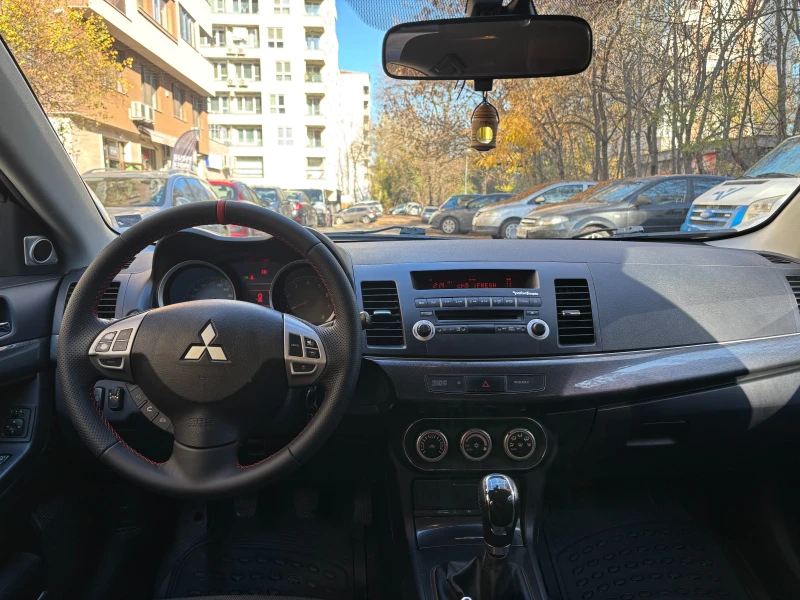 Mitsubishi Lancer Sportback 1.8i - LPG, снимка 12 - Автомобили и джипове - 52428163