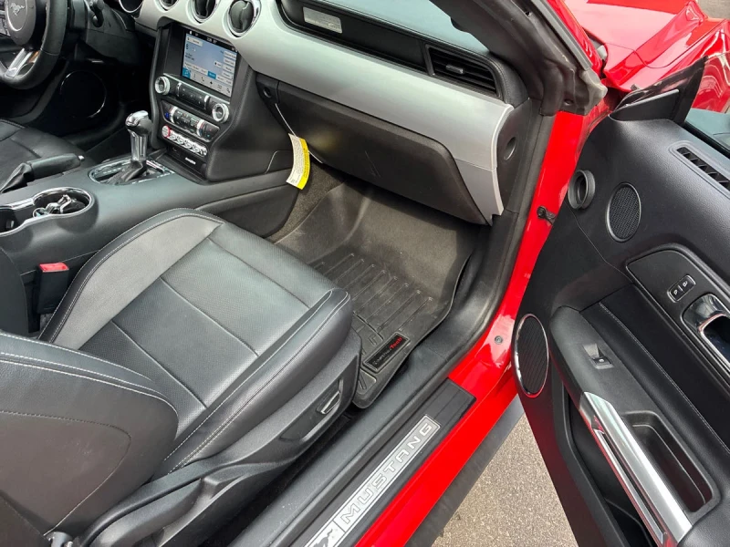 Ford Mustang ECOBOOST * * CARFAX * * АВТО КРЕДИТ * * , снимка 11 - Автомобили и джипове - 53103660