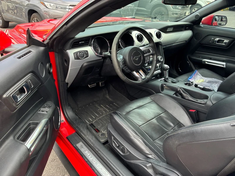 Ford Mustang ECOBOOST * * CARFAX * * АВТО КРЕДИТ * * , снимка 7 - Автомобили и джипове - 53103660