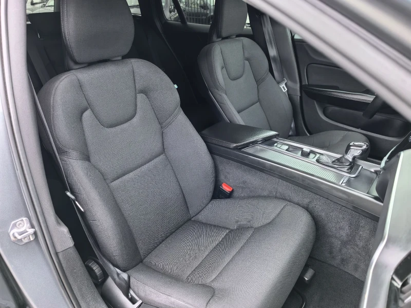 Volvo V60 2, 0tdi-Inscription, снимка 12 - Автомобили и джипове - 53295686