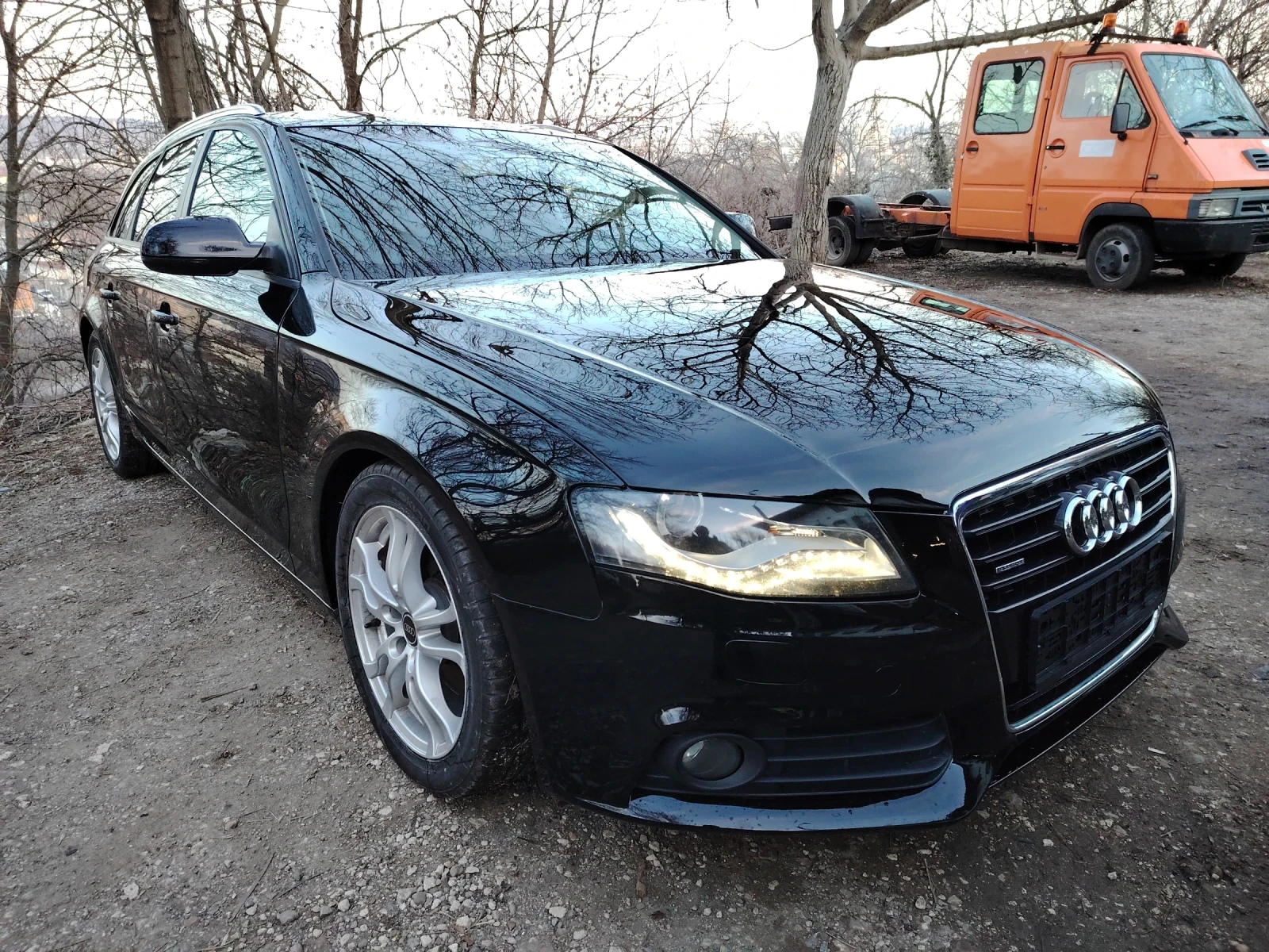 Audi A4 2.0TDI - изображение 3