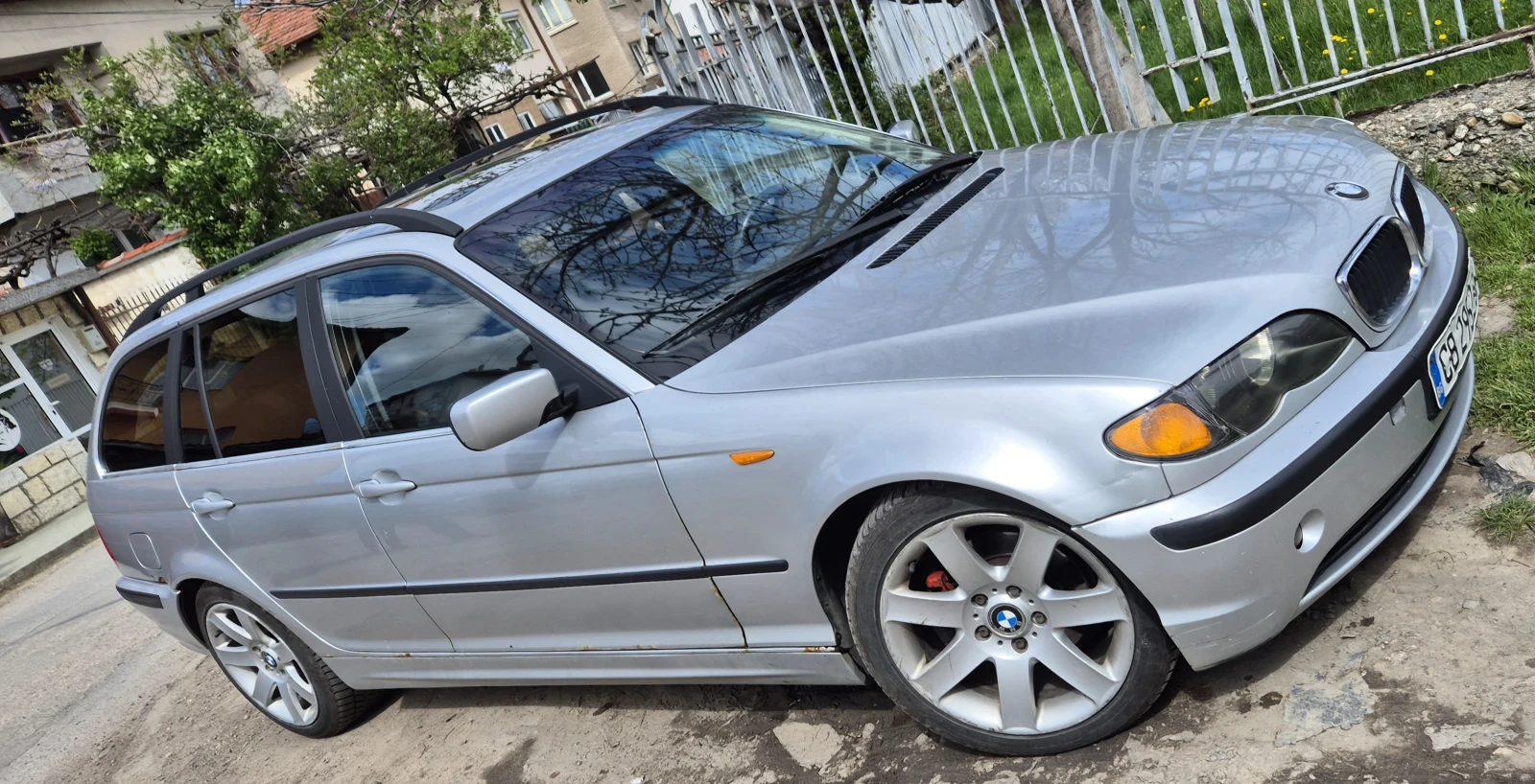 BMW 320  - изображение 2