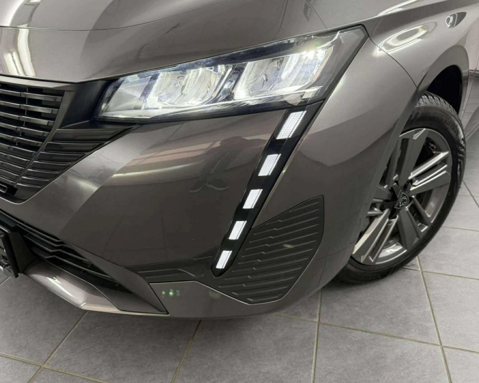 Peugeot 308 1.5 BLUEHDI.PACKEXCLUWEB.KAMERA.LED.NAVI - изображение 5