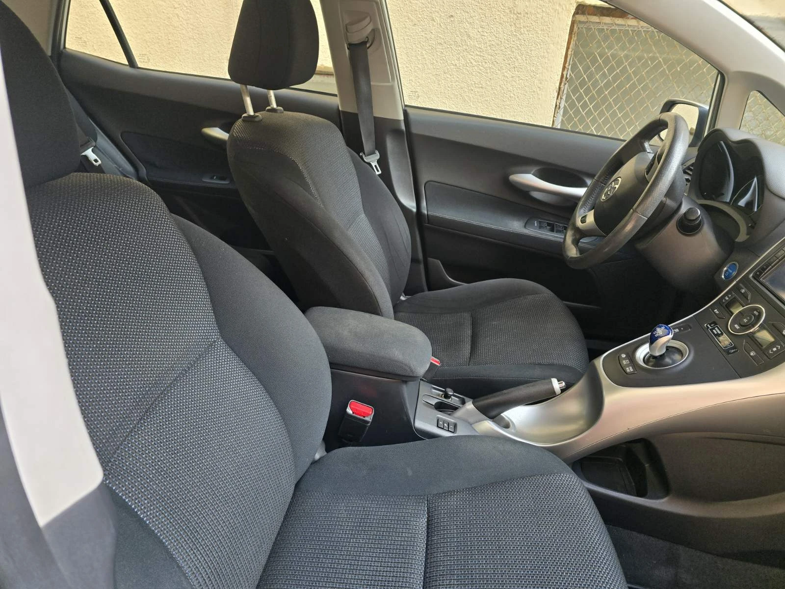 Toyota Auris | Mobile.bg — изображение 10