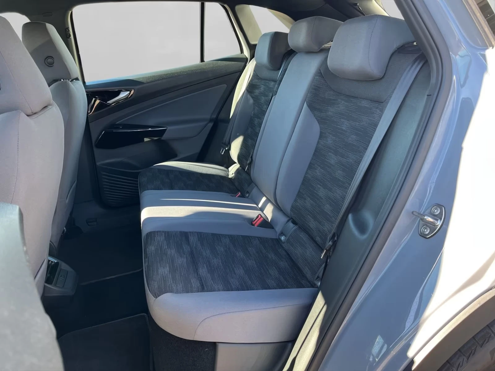 VW ID.4 PURE/148HP/NAVI/AHK/LED/CPLAY/534g | Mobile.bg   14