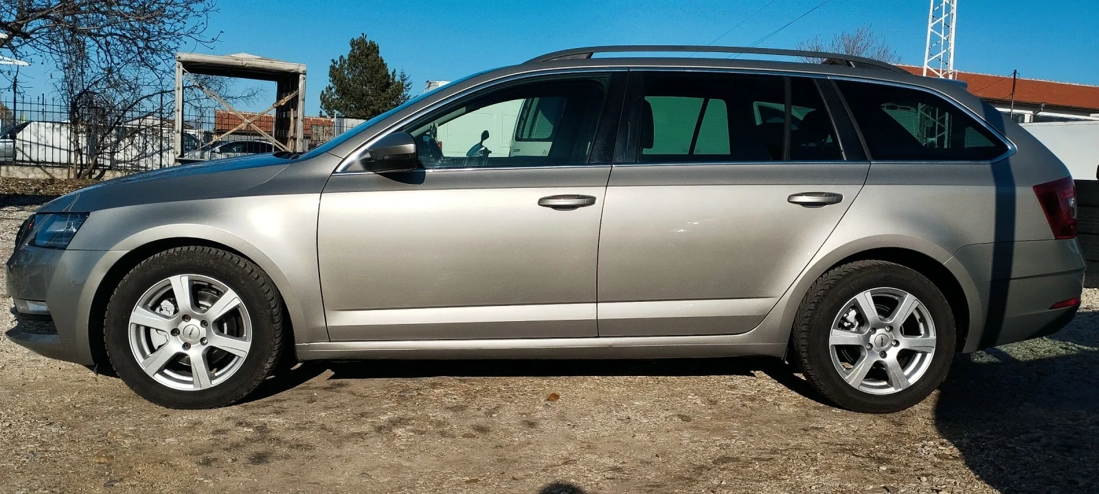 Skoda Octavia 2.0TDI-150, AVT, Full LED - изображение 7