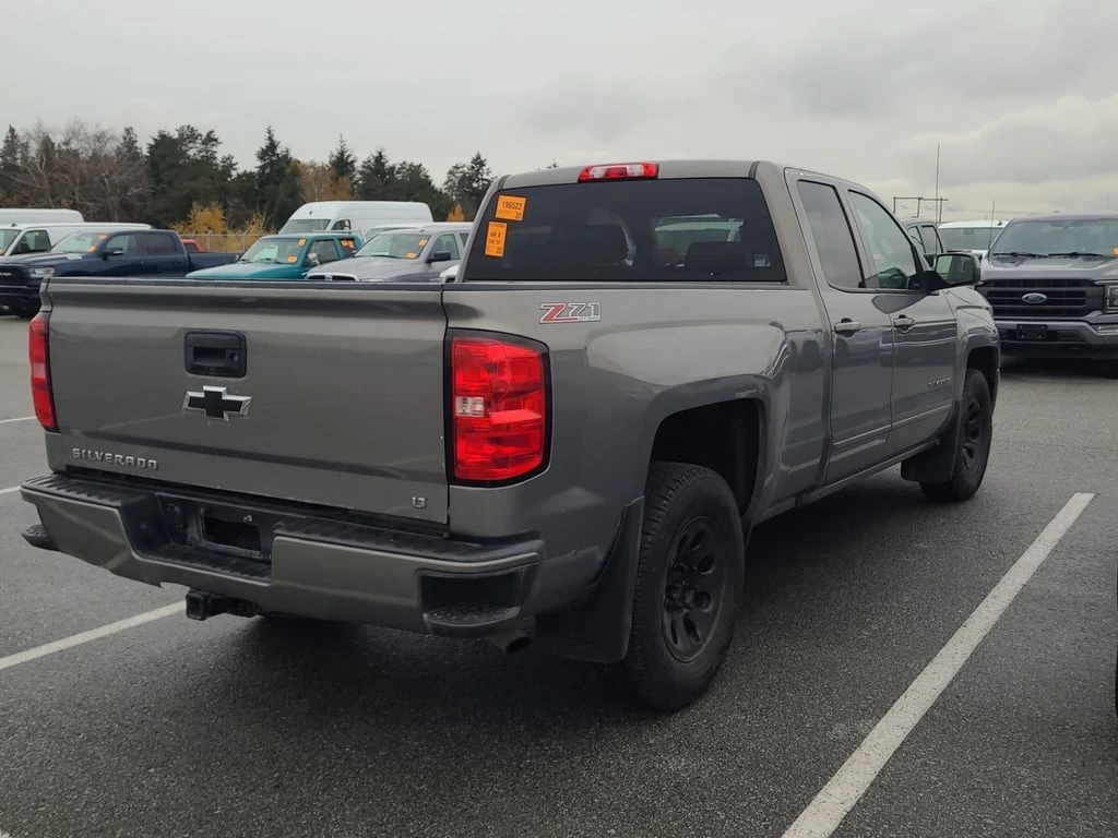 Chevrolet Silverado * LT * CARFAX *  - изображение 3