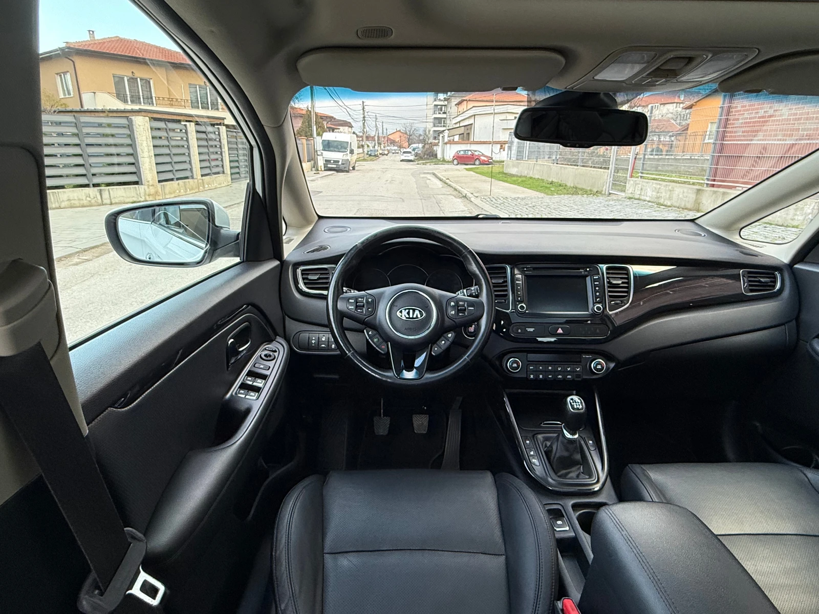 Kia Carens 1.7D-ШВЕЙЦАРИЯ-7места-FULL-FULL - изображение 10