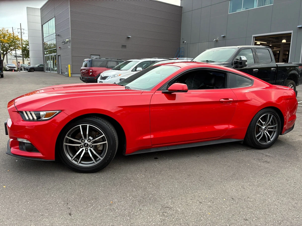 Ford Mustang ECOBOOST * * CARFAX * * АВТО КРЕДИТ * *  - изображение 2