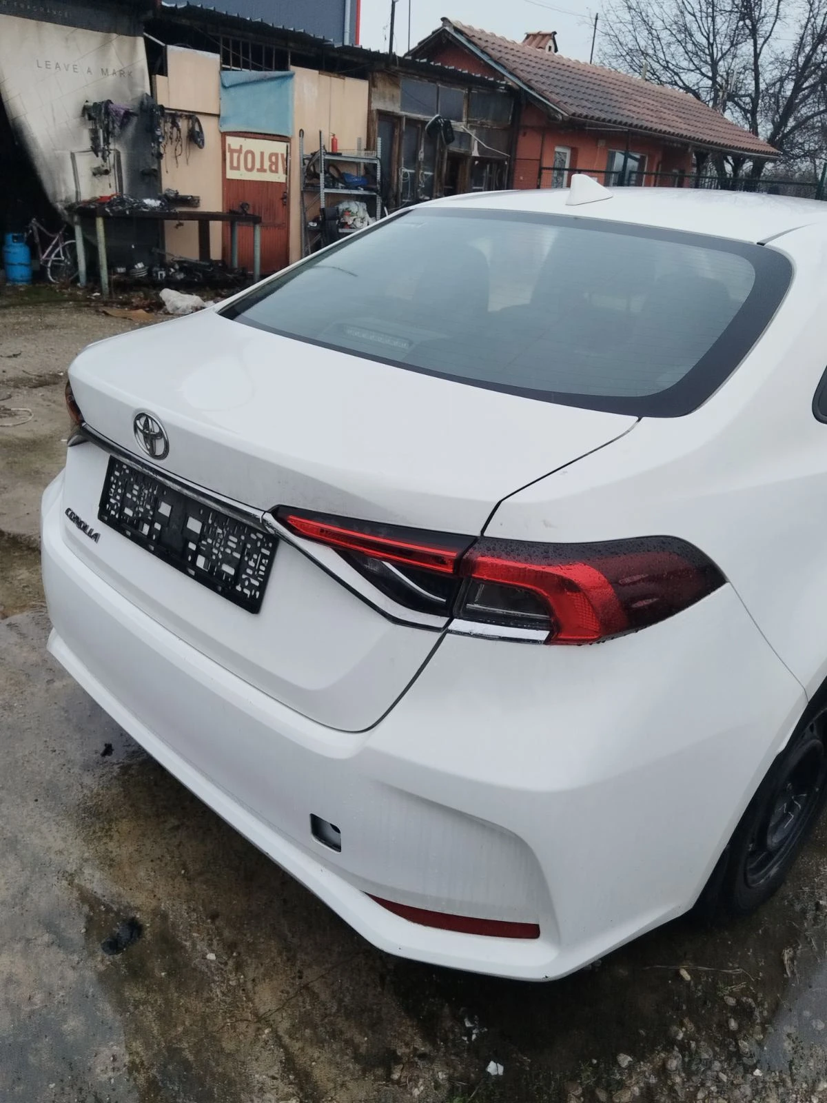 Toyota Corolla 1.5 i | Mobile.bg � ����������� 7