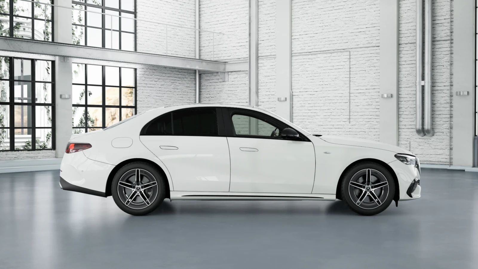 Mercedes-Benz E 300 е 4MATIC - изображение 3