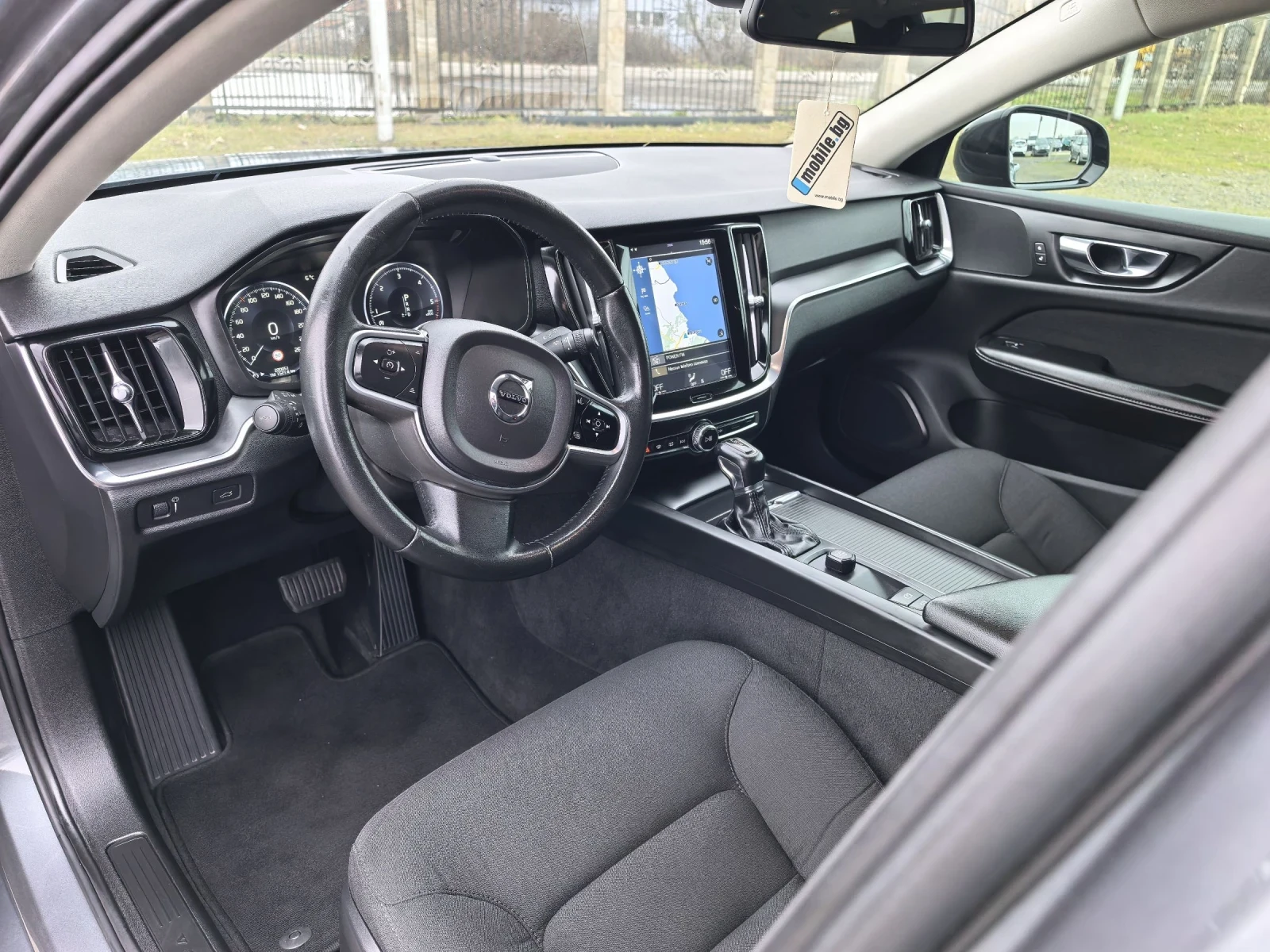 Volvo V60 2, 0tdi-Inscription - изображение 8