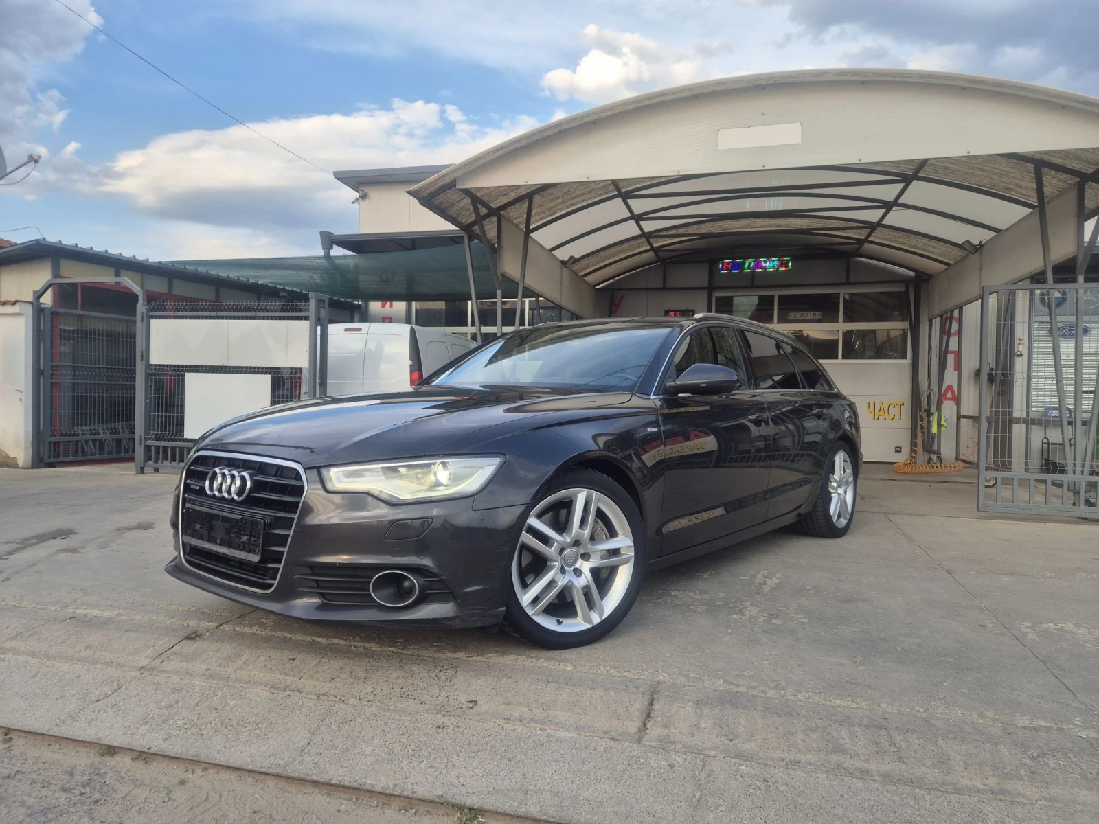 Audi A6 BI Turbo S-line Distronic, head up 2014�. | Mobile.bg � ����������� 1